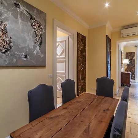Apartment Passeggiata Di Ripetta Private